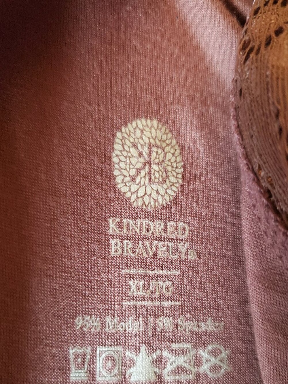 Kindred Bravely Nightgown Maternity Size XL Mauve Lace Trim - Picture 4 of 4